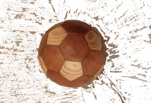 Ballon de football en bois ! objet d'art