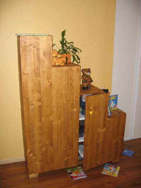 armoire enfant en bois